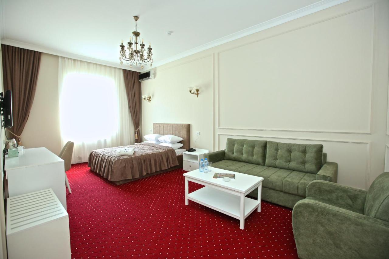 Miraj Hotel Baku Exterior photo
